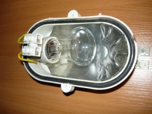 Собранный светильник с лампочкой